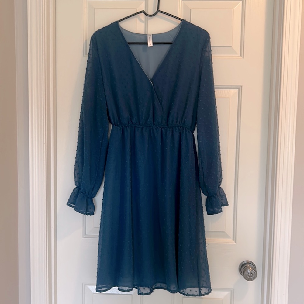 Women’s dress, size M, Beachsissi. Teal lined dress with see through sleeves.